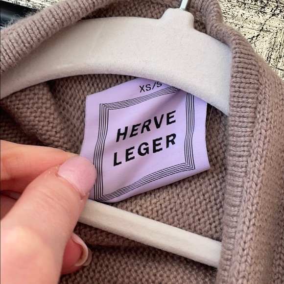 Herve Leger Cashmere wrap sweater - Picture 3 of 7